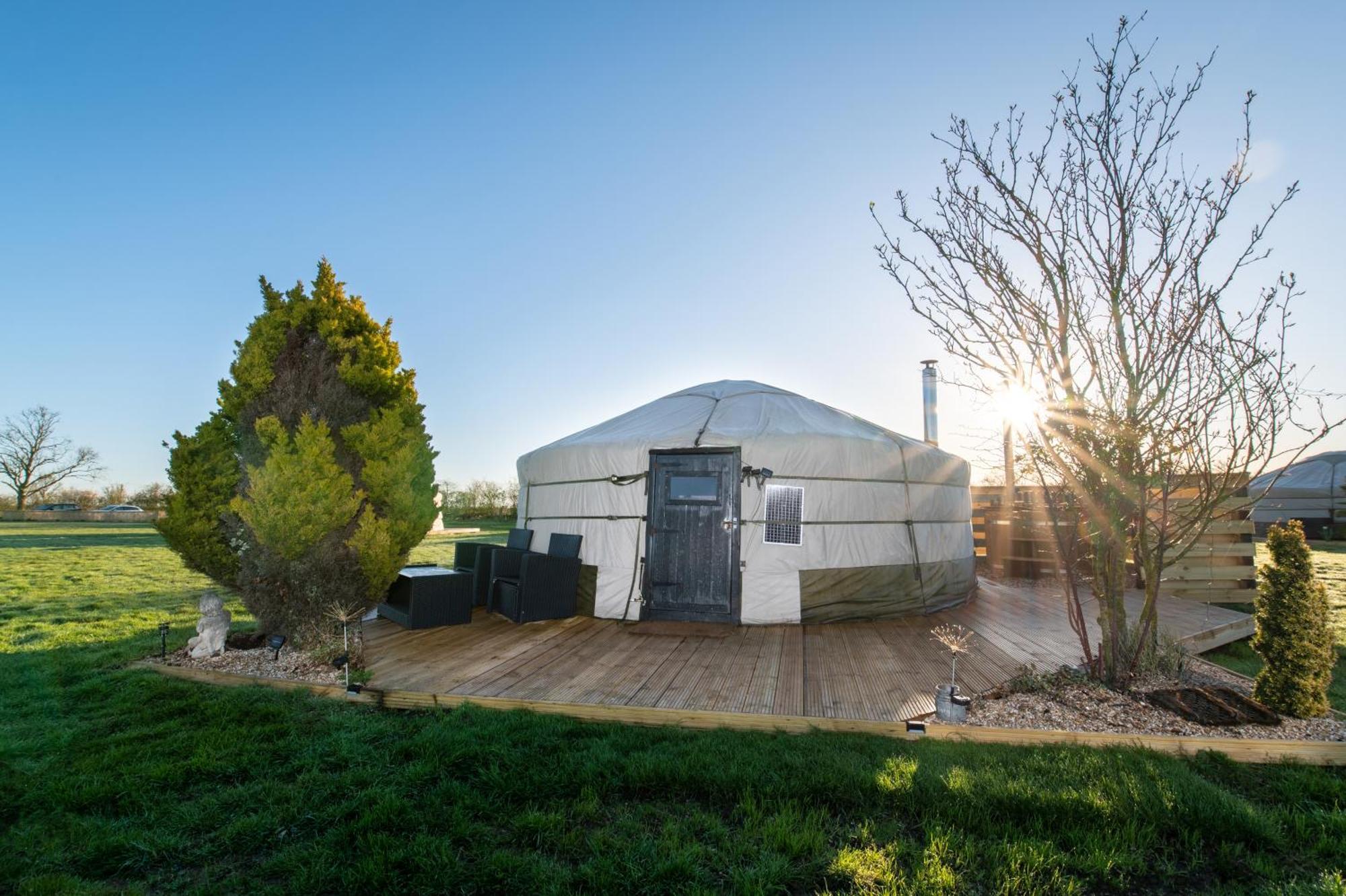 Lincoln Yurts 호텔 외부 사진