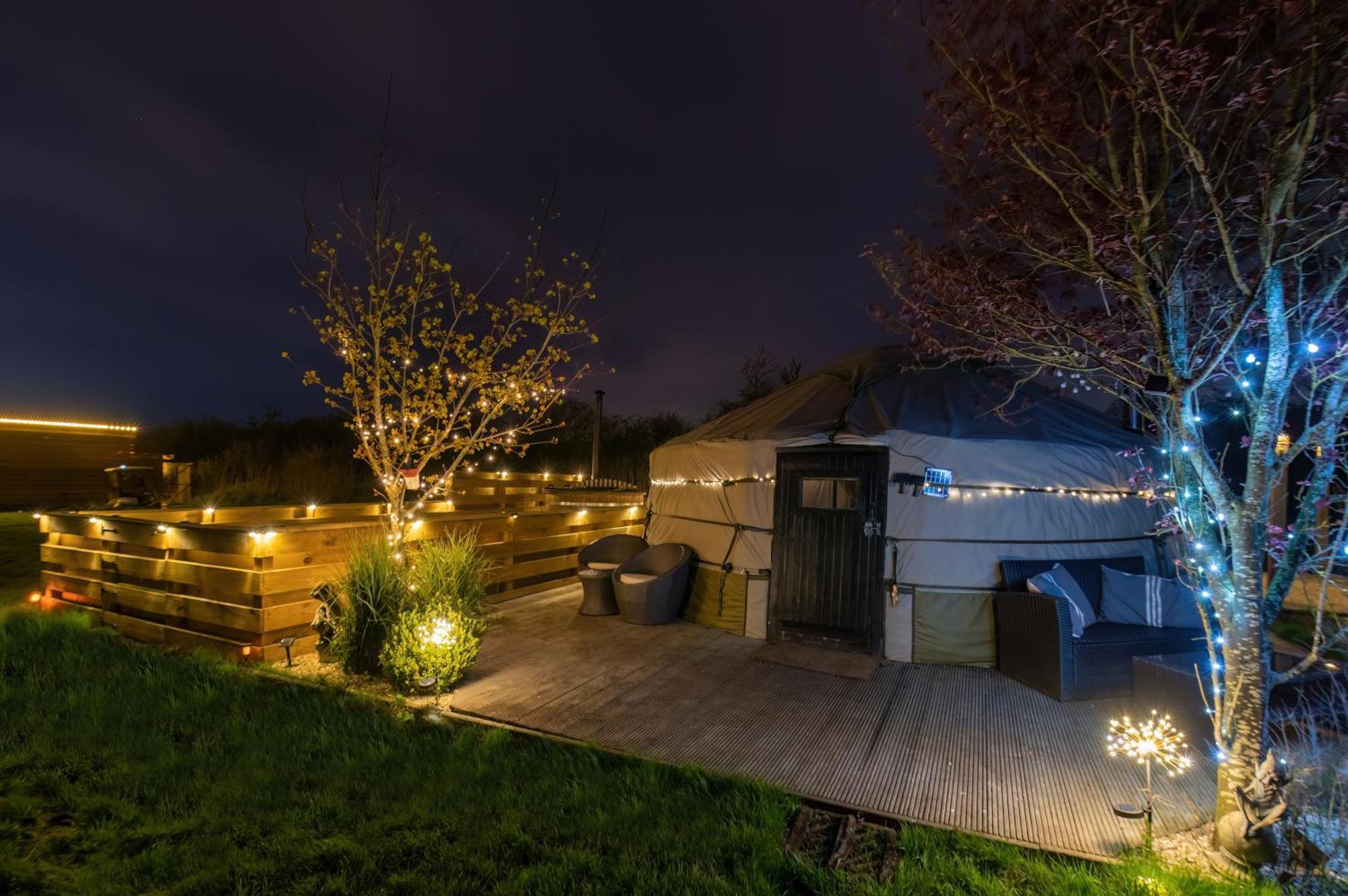 Lincoln Yurts 호텔 외부 사진