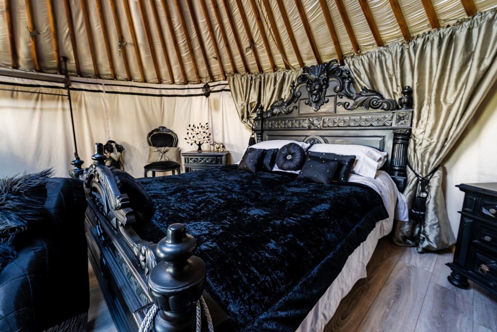 Lincoln Yurts 호텔 외부 사진